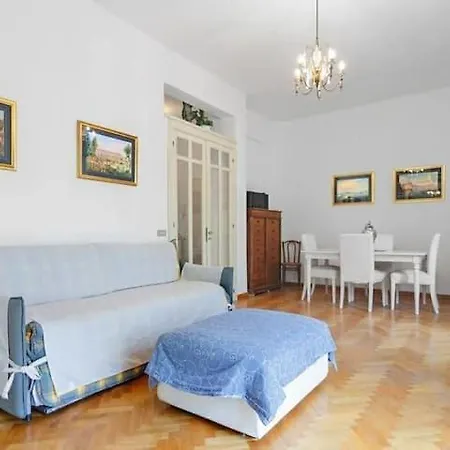 La Casa Di Paola Livia - In Neapel